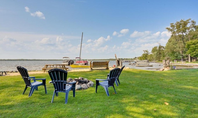 St. Helen House | Saint Helen Lake House with Private Beach and Fire Pit