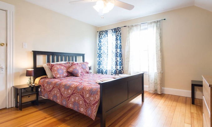 Salem Hotel | Salem 3rd Floor 3Br Apartment