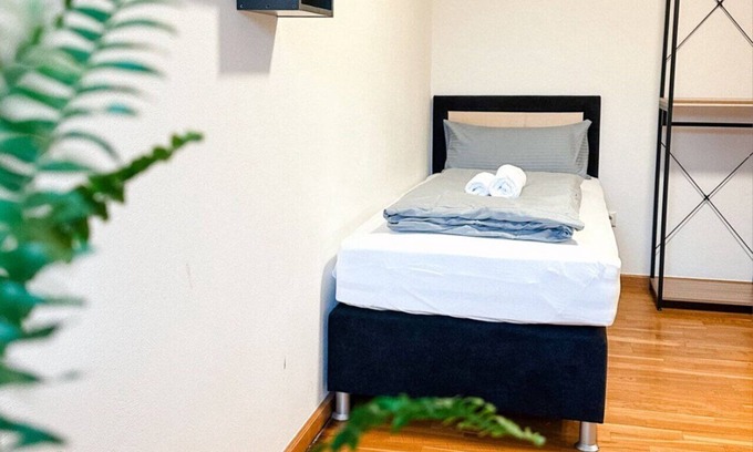 Bayreuth House | Sali Bayreuth - Boardinghaus mit Parkplätzen, WLAN und Waschraum