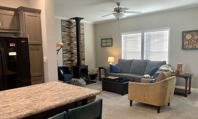 Salida House | Salida fun, 14er hub, river rafting haven!