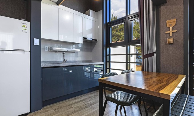 Samcheok House | Samcheok Lamer Pension