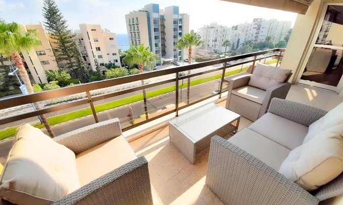Agios Tychon Apartment | Samson Sea Breeze, 3bed sleeps 6, free WiFi