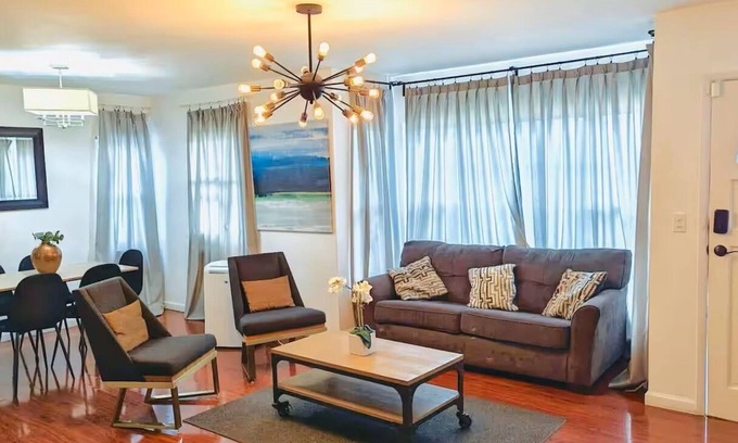Lincoln Acres House | San Diego South Bay Home - 3Bd/2Bth/Driveway/Yard near Gaylord Resort
