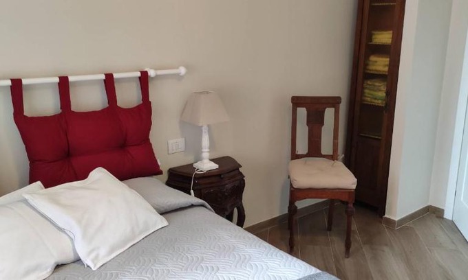 Carignano Apartment | San Giacomo home