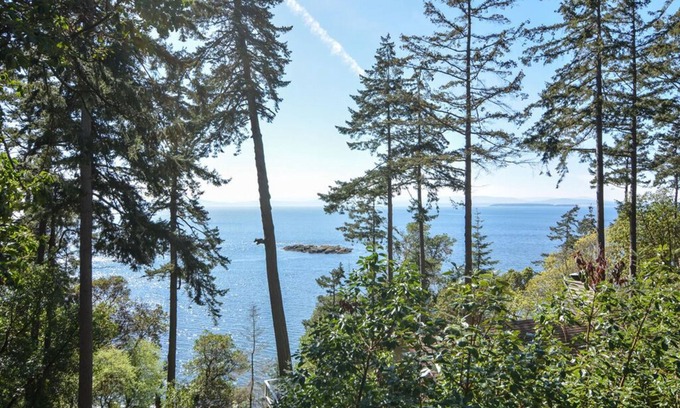 Friday Harbor House | San Juan Island, Orca Overlook #112