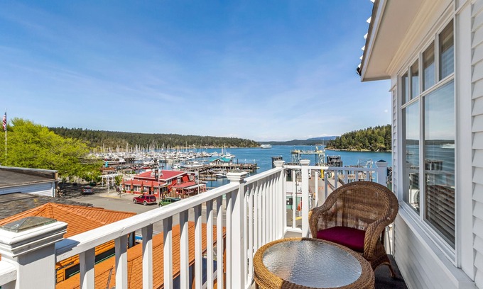 Friday Harbor Condo | San Juan Island, Yakima Suite #1901