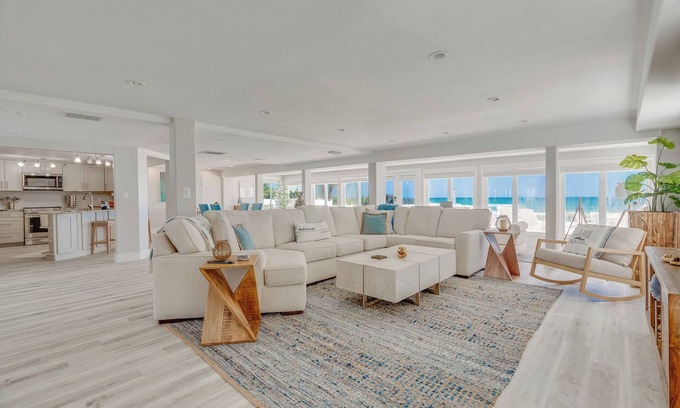 Daytona Beach Shores House | Sand Castle - True Oceanfront Home!