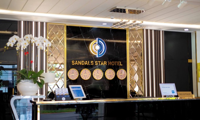Duc Trong Hotel | Sandals Star Hotel