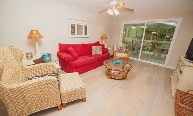 Sandcrab Condo | Sandcrab Court 06/ 3 BR Resort View Condo w/ Wild Dunes Amenities!