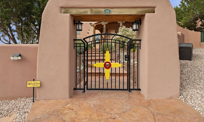 Sandia Park House | Sandia Mountain Estate Between Santa Fe and Albuquerque off Historic Route 66