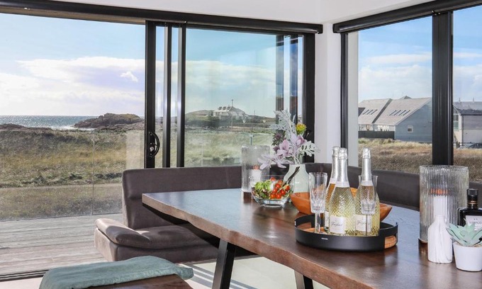 Trearddur Bay House | Sandown House