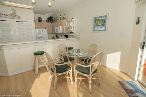 Holiday Isle Apartment | Sandpiper Cove 9226- by Holiday Isle Properties