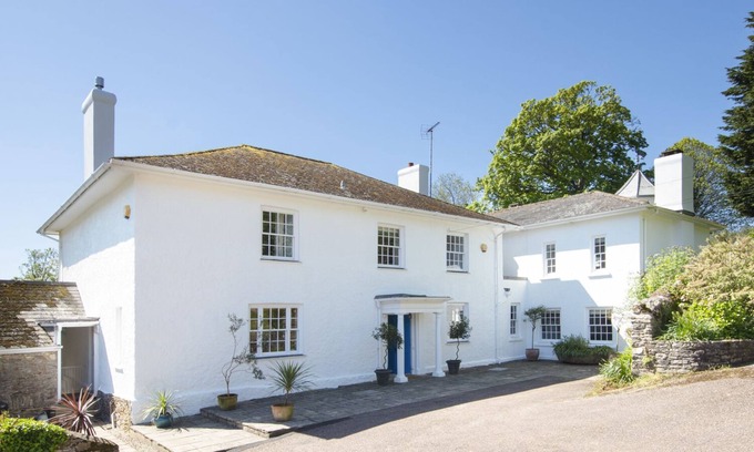 Stoke Gabriel Cottage | SANDRIDGE BARTON, family friendly, with pool in Stoke Gabriel