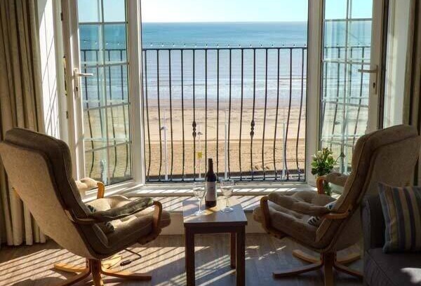 Bridlington Cottage | Sandy Shore