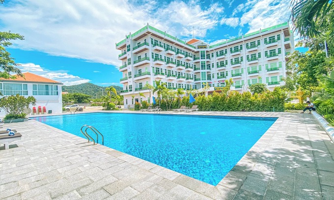 Kep Hotel | Sangkahak Mith Hotel