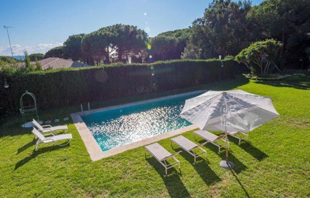 Sant Andreu de Llavaneres Villa | Sant Andreu de Llavaneres Villa Sleeps 13 Pool WiFi