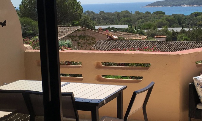 Santa Giulia Apartment | Santa Julia Palace F2 tres belle vue mer