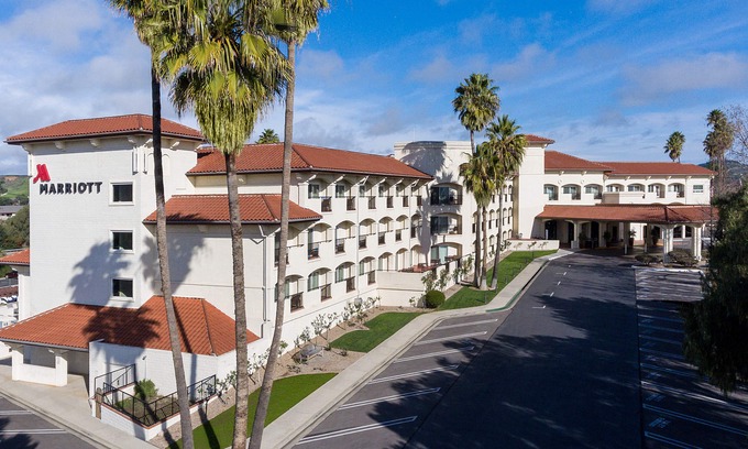 Buellton Hotel | Santa Ynez Valley Marriott