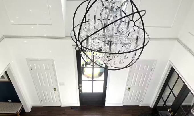 Overland Park House | Santoclere - designer home near Corporate Woods