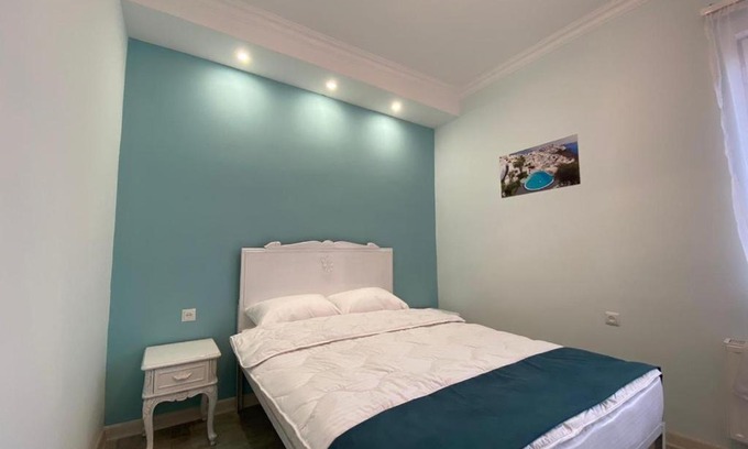 Erebuni Hostel | Santorini Hostel