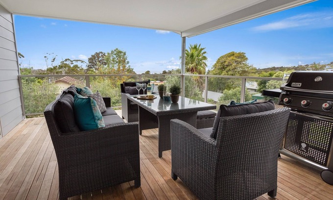 Pambula Beach House | Sapphire Shores - Stunning coastal home -3+ nights