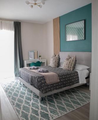 Tuscolano Apartment | Sara's Home - Modern Apartment Near Metro, Perfect for Families and Groups in Rome