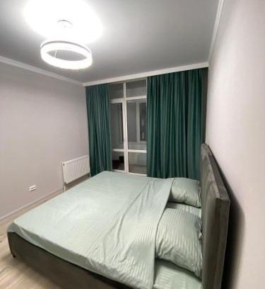 Almaty District Apartment | Saratan