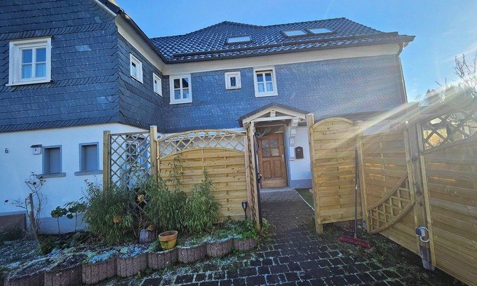 Eslohe Apartment | Sauerland climatic health resort Èslohe vacation apartment central quiet location 6 to 8 pers.