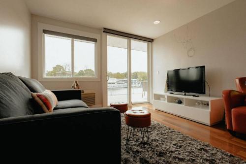 Saugatuck Apartment | Saugatuck Waterfront Getaway Shop, Eat, Bike, Pool