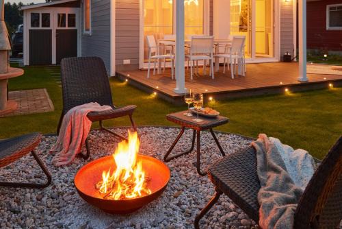 Wandlitz House | Sauna, AC, King Bed, Fenced Garden, Fibre Wi-Fi