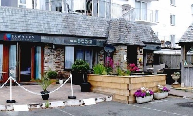 West Looe Bed & Breakfast | Sawyers Bed and Breakfast