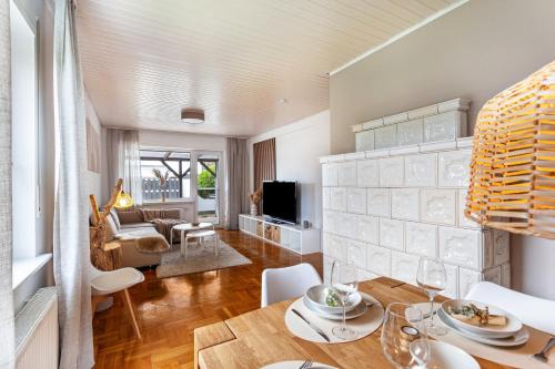 Schloss Holte-Stukenbrock Apartment | Scandinavian