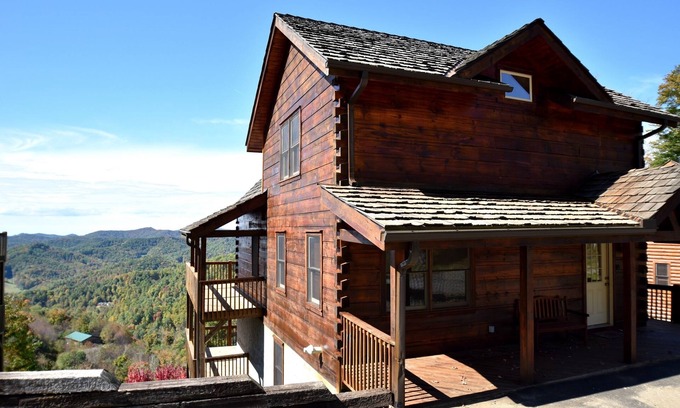 Wolf Laurel Cabin | Scenic 3-Story Cabin w/Hot Tub, Panoramic Views, Near Hatley + Biltmore Pass