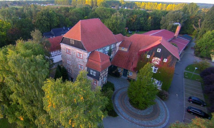 Weberstedt House | Schloss Goldacker - das Schloss der Gesundheit
