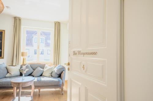 Goldbach Apartment | SCHLOSSBERG RESIDENCES - Betthupferl - Self Check-In Design Studios Aschaffenburg