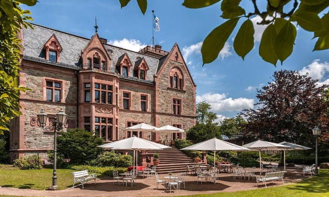 Kelkheim Hotel | Schlosshotel Rettershof