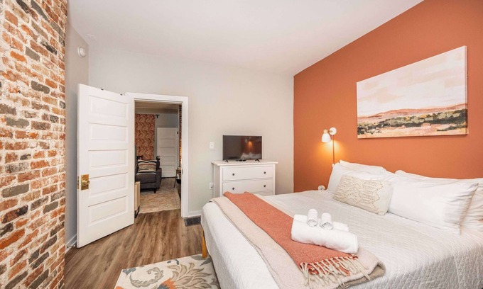 Old North Columbus House | Scholar’s Haven – Close to OSU!