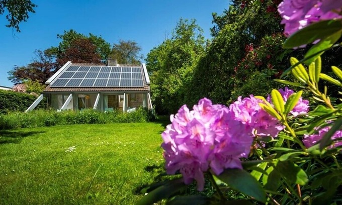 Westenschouwen House | Schouwse Stee 2 private and modern holiday home on a small park