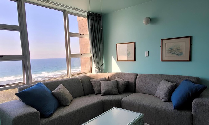 Saint Michael's on Sea Apartment | Scottburgh Views - Smile & Wave