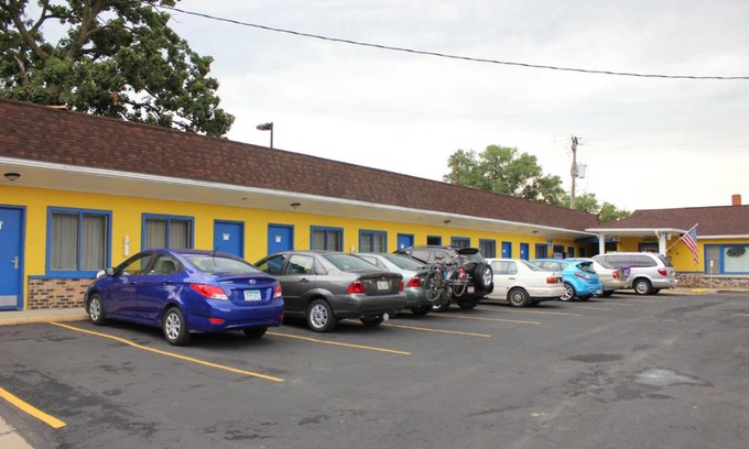 Sparta Hotel | Scottish Inns Sparta