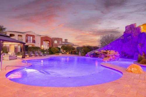 Pinnacle Peak House | Scottsdale 9BR HoZho Haven