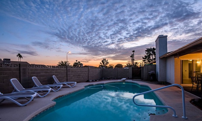 South Scottsdale House | Scottsdale Trails In The Heart Of Scottsdale, 3 Bedrooms Plus Den, Pool, Pets OK-Concierge Service!