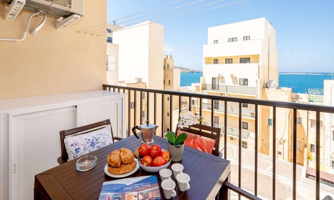 Bugibba Apartment | Sea Bliss 1-bedroom Apartment in a great location in Bugibba