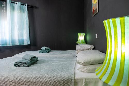 Bakau Apartment | Sea-front Suite - Sleeps 3 - Cape Point - Bakau