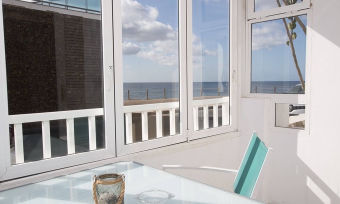 El Cotillo Apartment | Sea View 5. Ground floor