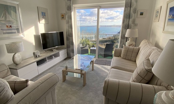 Carbis Bay Apartment | Sea view apartment with balcony and gardens. Private path to the beach.
