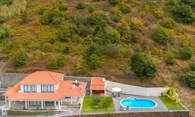 Arco da Calheta Villa | Sea View, Luxury, Comfort, Privacy, Free Wifi and Heated Pool