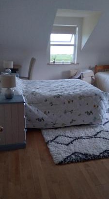 Carbed House | Sea view room.