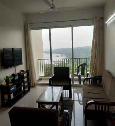Chicalim Apartment | Sea View with Balcony