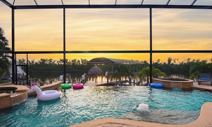Peninsula Point Villa | SEABIM Vacation at Villa Glamerossi